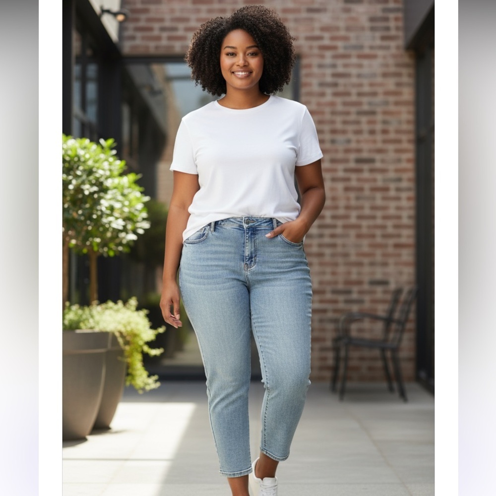 Classic Blue Women's Jeans NWOT sale today only​​